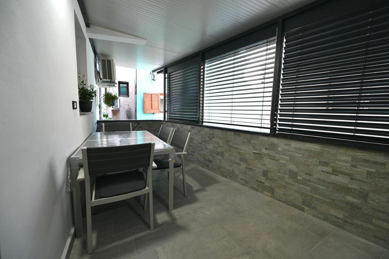Poseidon Apartment Izola Exterior photo